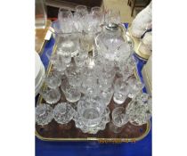 TRAY CONTAINING MIXED BRANDY BALLOONS, TUMBLERS ETC
