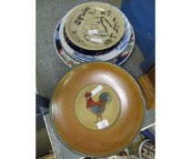 MIXED LOT OF MODERN ORIENTAL PLATES ETC