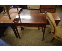 MAHOGANY SATINWOOD BANDED FOLD-OVER CARD TABLE WITH GREEN BAIZE LINED INTERIOR ON TAPERING SQUARE