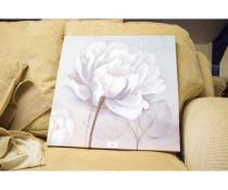 PRINT ON CANVAS OF A FLOWER