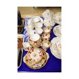 GROUP CONTAINING PART TEA WARES TO INCLUDE ROYAL ALBERT LADY HAMILTON