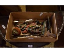 BOX CONTAINING MIXED SCALES, A PUNCH DOOR STOP AND A BRONZED MODEL OF A DOG’S HEAD