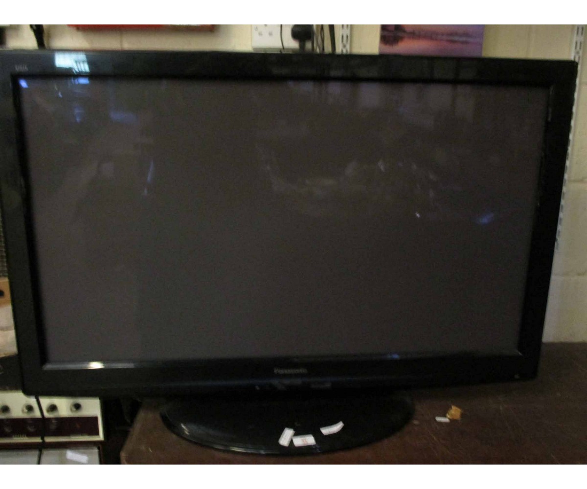 PANASONIC FLAT SCREEN TV MODEL TX-T42S20B