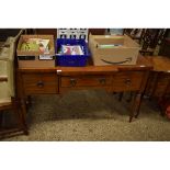 VICTORIAN MAHOGANY BREAK FRONT SIDEBOARD WITH THREE DRAWERS ON TURNED LEGS