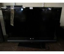 SONY FLAT SCREEN TV MODEL KDL-32W5710 AND REMOTE