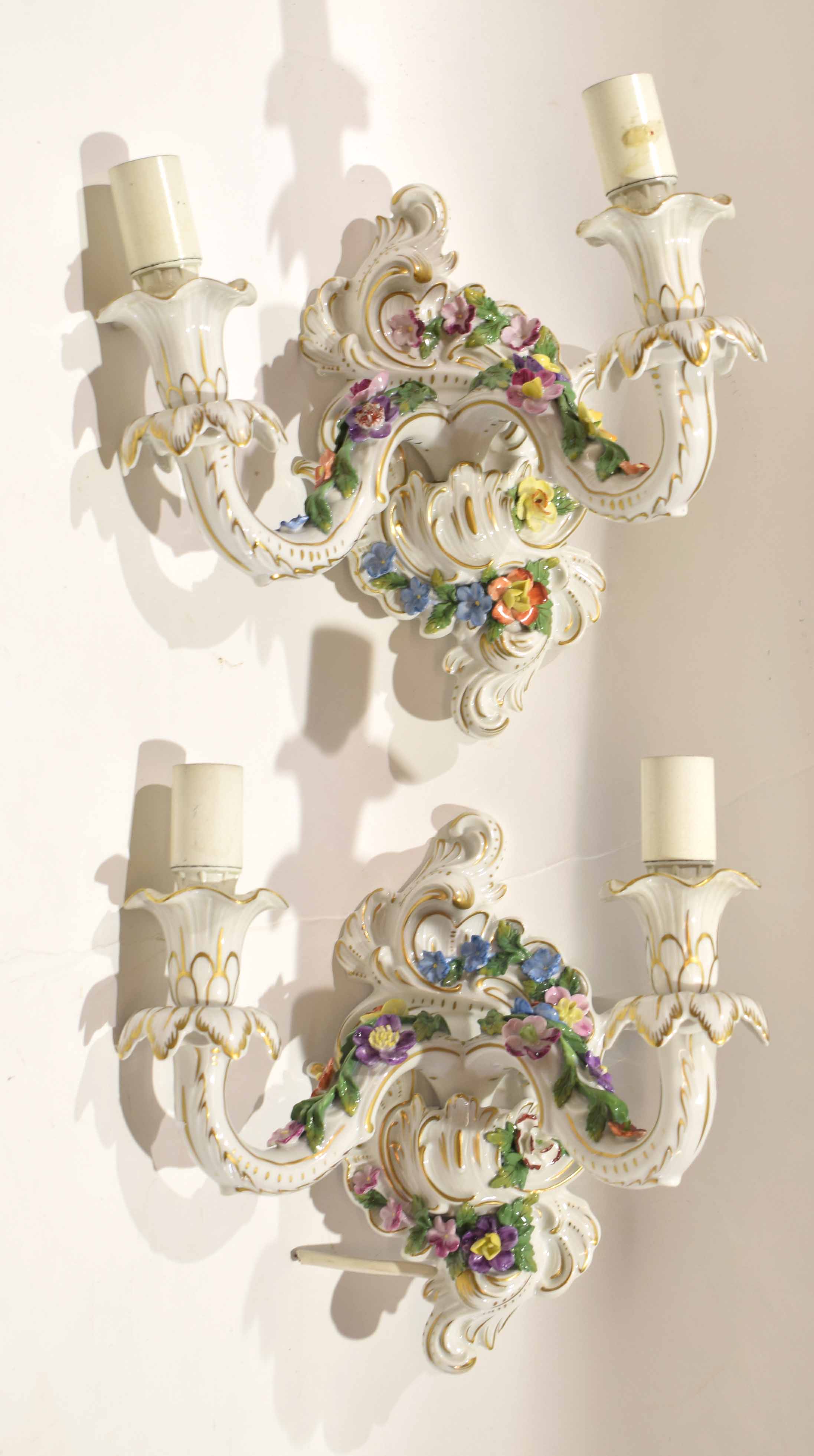 Pair of mid-20th century Continental porcelain wall lights with flower encrusted decoration and