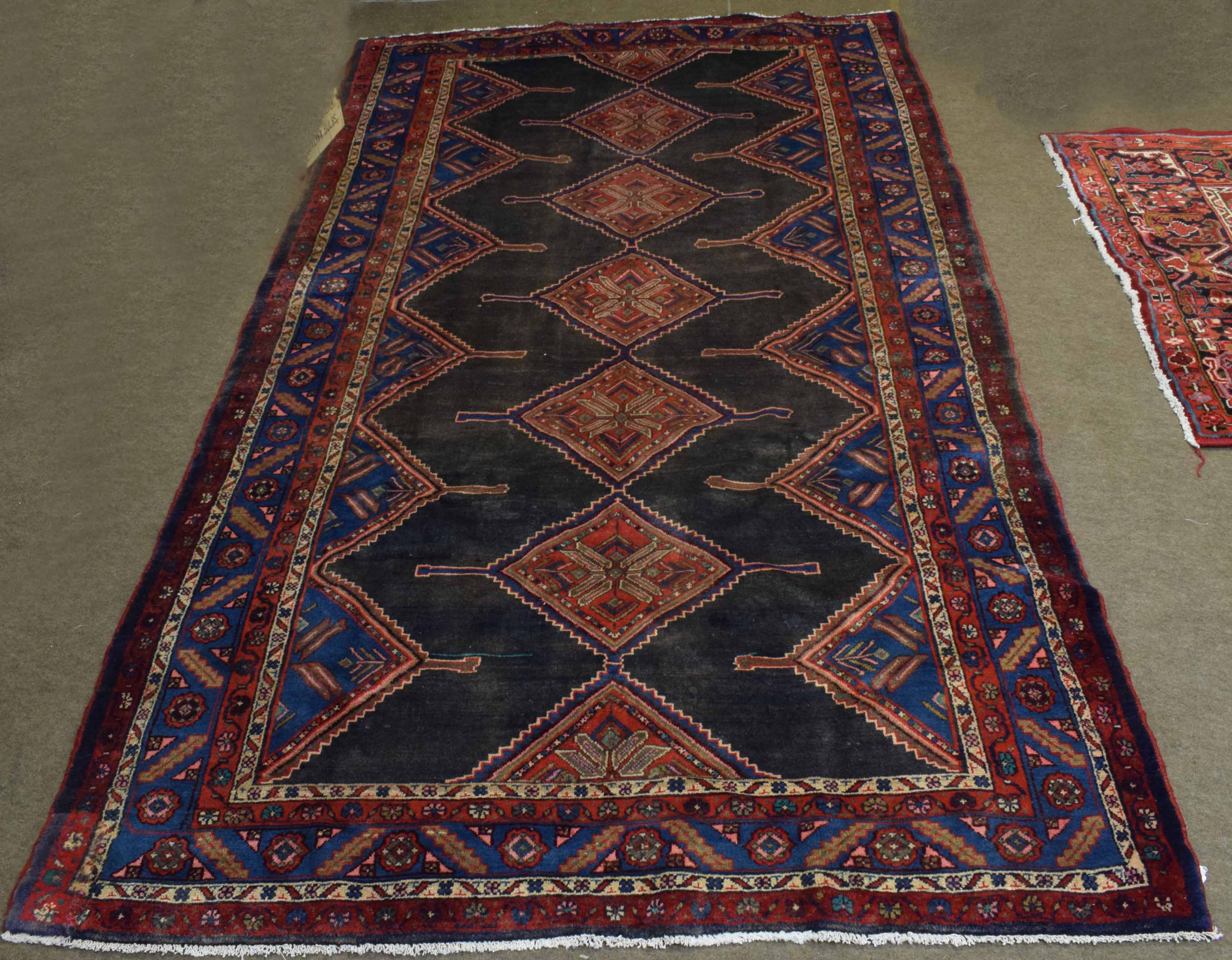 Araak carpet, 2.82m x 1.65m