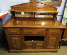 Late 19th century mahogany or American walnut mirror backed sideboard, 145cm wide