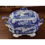 Spode Italian pattern large tureen and cover with serving ladle