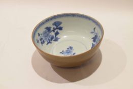 Chinese porcelain Nanking cargo bowl, chocolate brown exterior, interior decorated with blue and