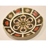 Royal Crown Derby Imari plate, 23cm diam