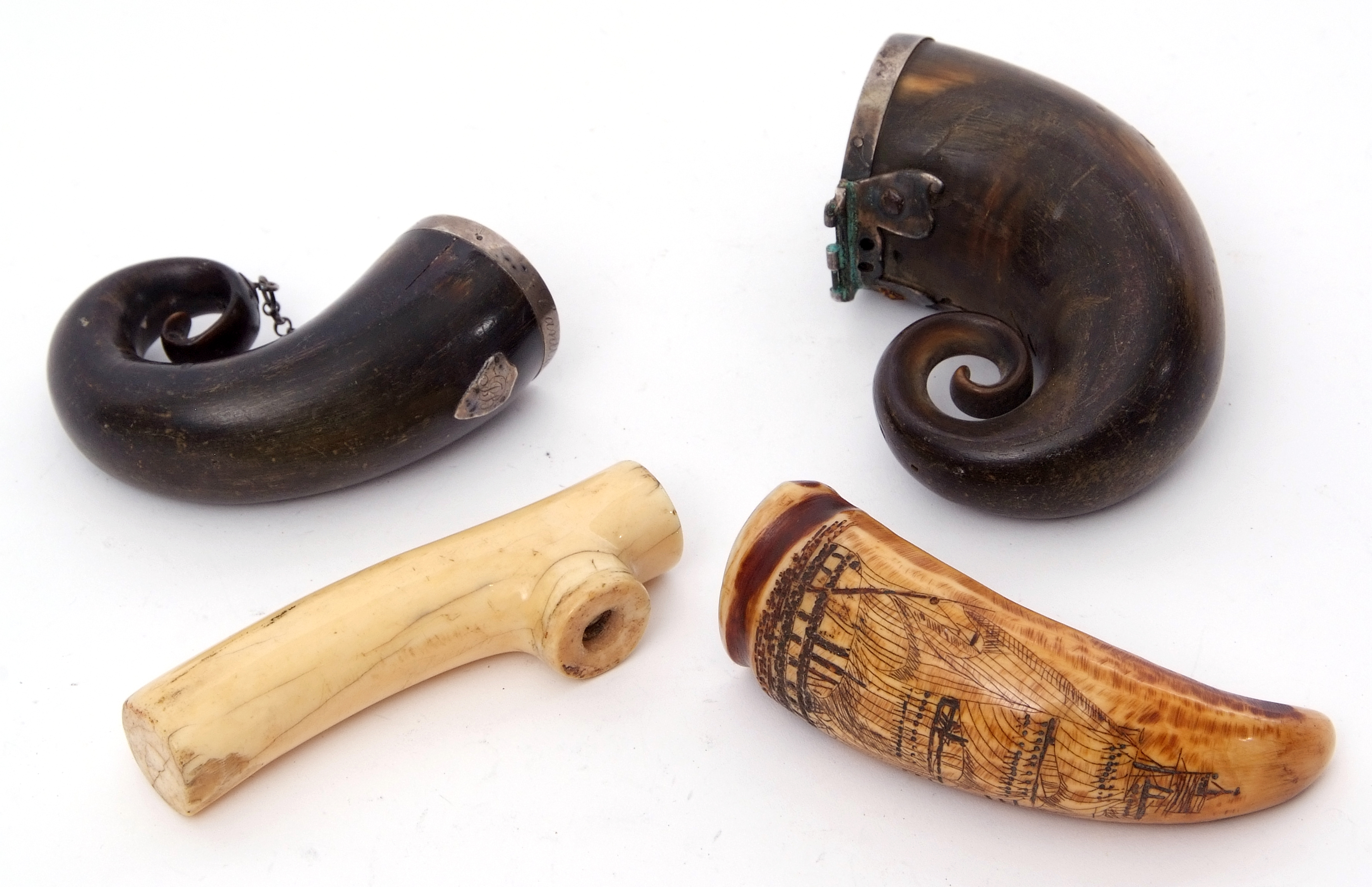 Mixed group of antique natural rams horn snuff mull with white metal mount (lacking lid), a