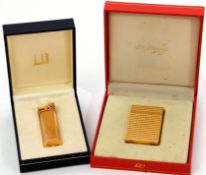 Mixed Lot: gold plated Du Pont lighter "Stylo Plume L2" patt no 045290 laque de chine complete, in