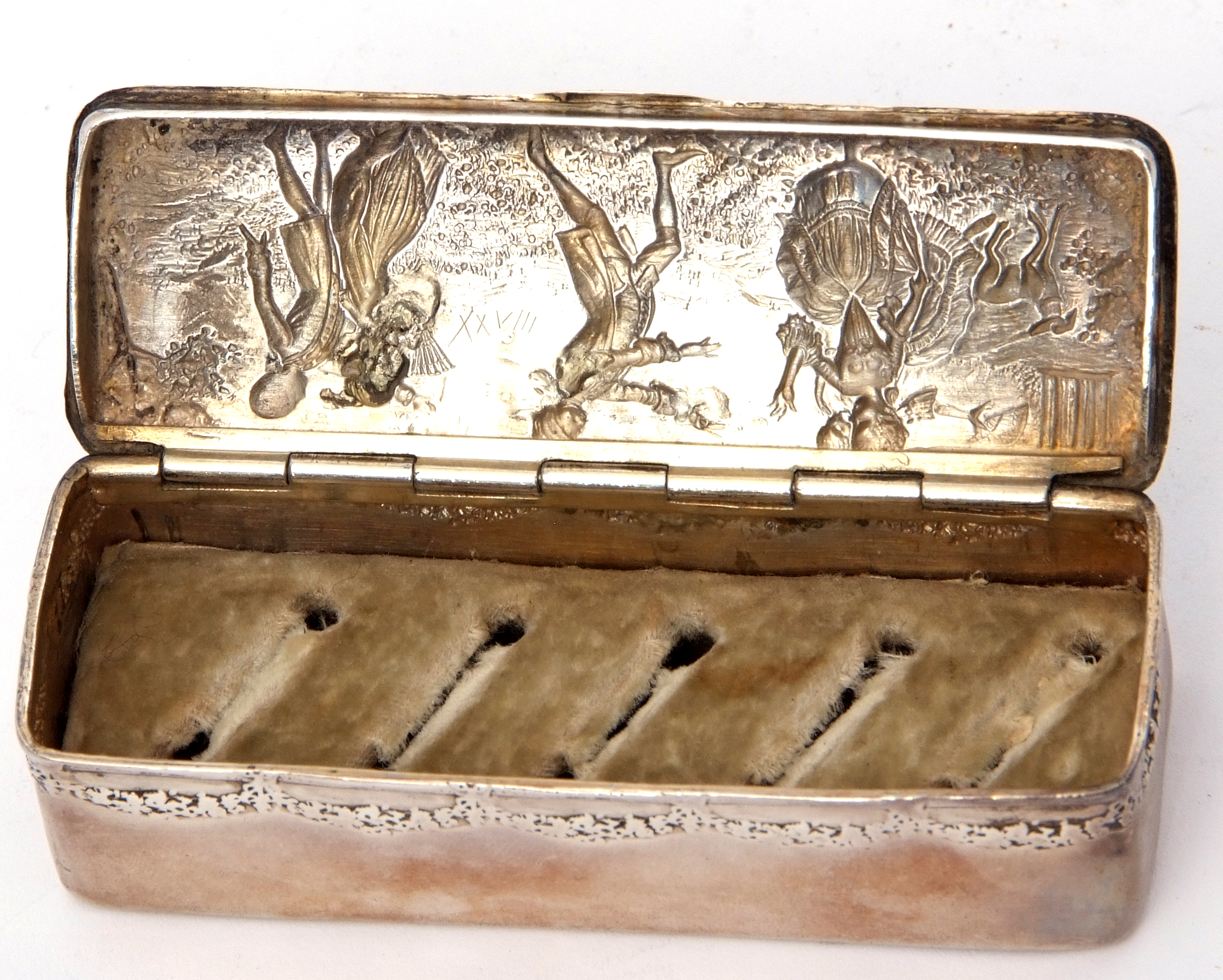 Edwardian period import hallmarked silver encased ring box, the lid embossed with romantic - Image 2 of 2