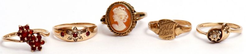 Mixed Lot: 9ct gold signet ring engraved with a monogram LR, together with a 9ct gold cameo ring,