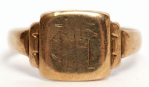 9ct gold gent's signet ring, the square panel with partially erased monogram, hallmarked Chester