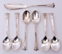 Set of six late Victorian silver plated tea spoons in Onslow pattern and bearing a crest, together