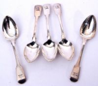 Set of five George IV dessert spoons in Fiddle pattern, London 1820, 242gms total (5)