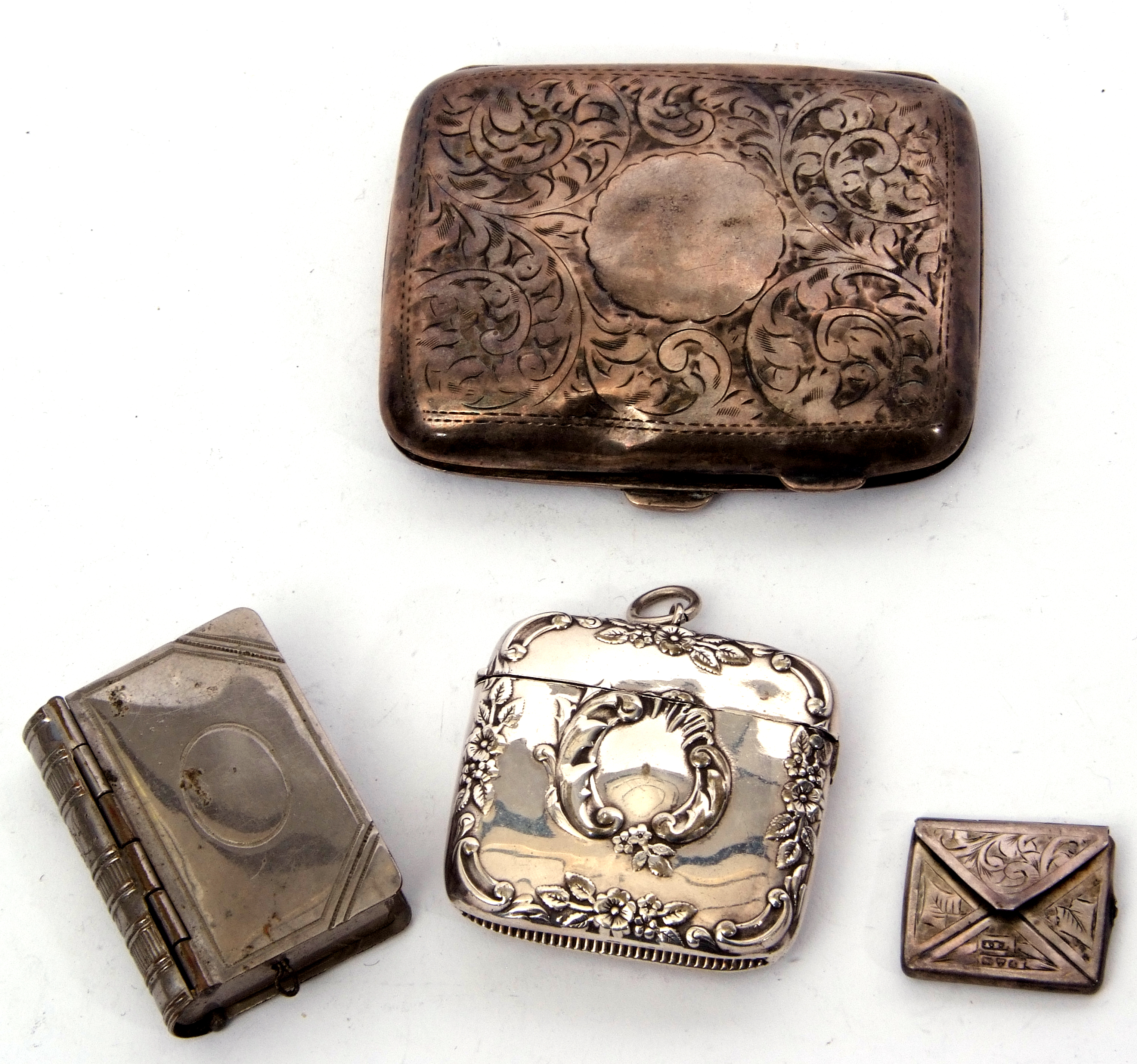 Mixed Lot: Small shaped rectangular cigarette case, Birmingham 1925 (a/f), an early 20th century