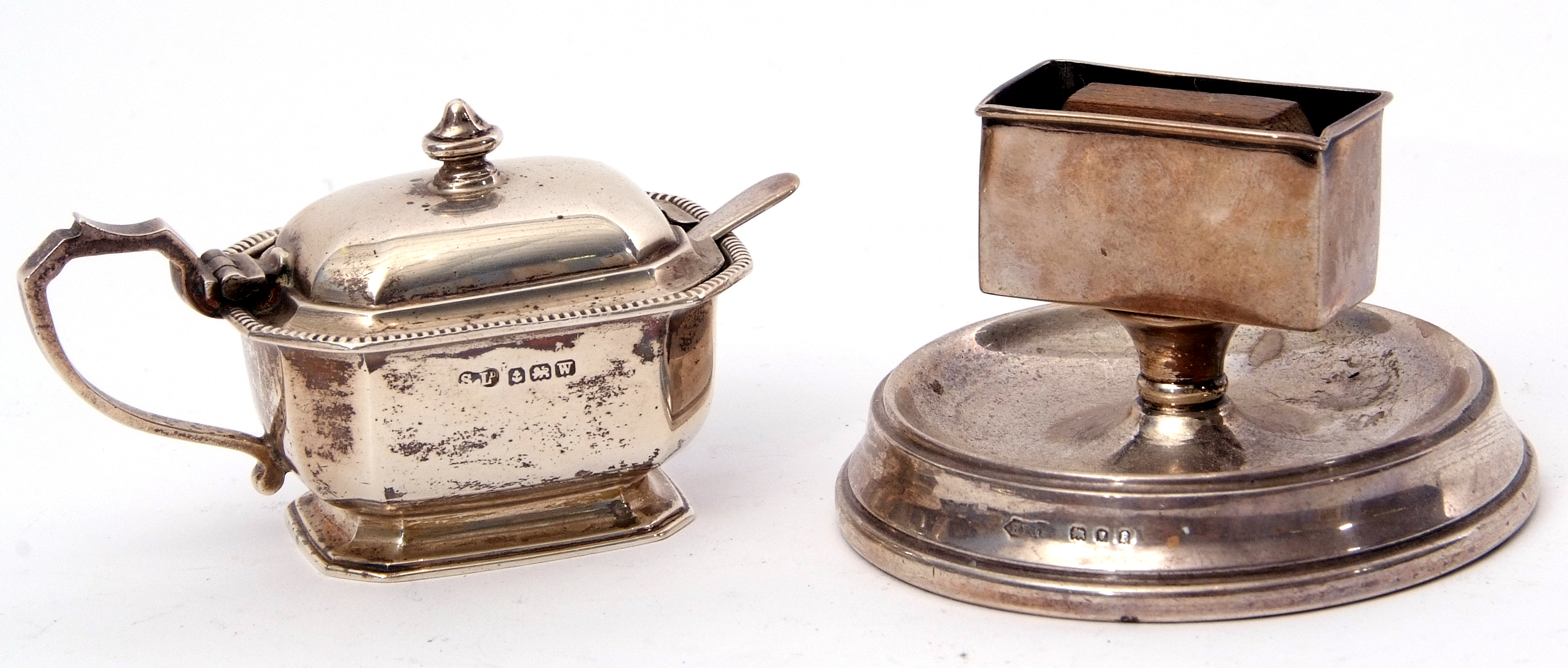 Small George V mustard of elongated hexagonal form with straight gadrooned rim plus spoon,