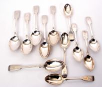 Mixed Lot: set of six late Victorian table spoons in Fiddle pattern, London 1900 by Josiah William &