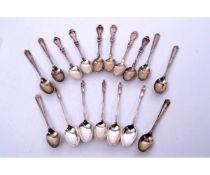 Mixed Lot: set of five Edward VII apostle coffee spoons, London 1903 by Mappin & Webb, a set of