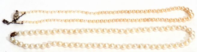 Mixed Lot: cultured pearl necklace, a single row of beads, 2mm to 6mm, to a 9ct stamped clasp,