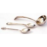 Mixed Lot: Old English pattern small straining spoon, London 1929, hallmarked silver shooting finial