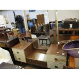 1970S MELAMINE DROP CENTRED TRIPLE DRESSING TABLE MIRROR FITTED WITH FIVE DRAWERS