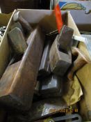BOX CONTAINING MIXED VINTAGE PLANES, WOOD WORKING TOOLS ETC