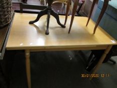 BEECHWOOD FRAMED RECTANGULAR KITCHEN TABLE ON TURNED LEGS