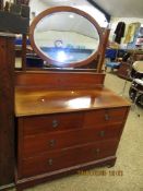 EDWARDIAN MAHOGANY MIRROR BACK DRESSING CHEST WITH TWO OVER TWO FULL WIDTH DRAWERS WITH RINGLET