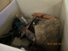 BOX CONTAINING MIXED WOOD WORKING PLANES, STANLEY PLANE, MOULDING PLANE ETC