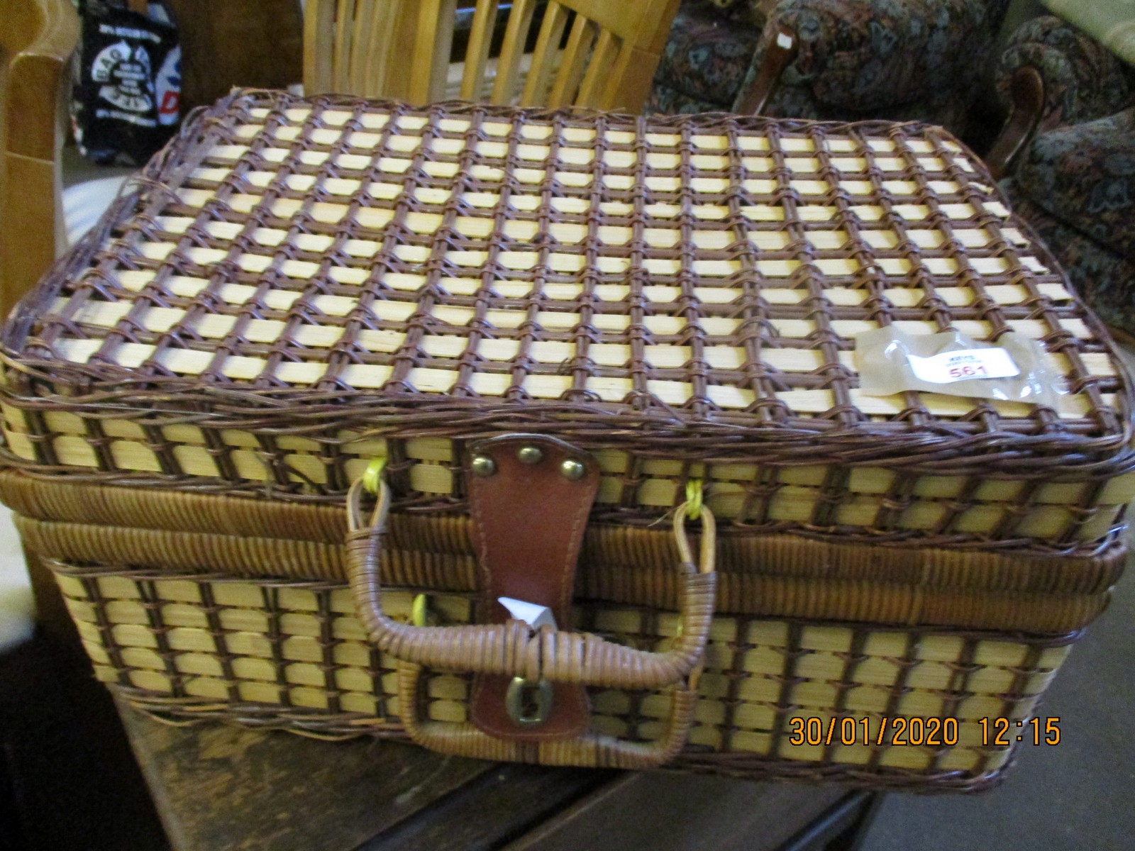 WICKER HAMPER