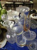 MIXED LOT OF GLASS WARES, CAKE STANDS, DECANTERS ETC