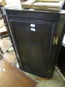 LATE 18TH CENTURY OAK CORNER HANGING CUPBOARD WITH SINGLE DOOR