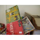 BOX CONTAINING VINTAGE GAMES TO INCLUDE CLUEDO, JIGSAW PUZZLES, MOUSETRAP ETC