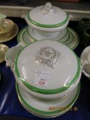 QUANTITY OF GREEN AND GILDED RIMMED DINNER WARES TO INCLUDE SET OF PLATES, GRAVY JUG, TUREENS ETC