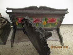 SMALL MARBLE TOP THREE TILE BACK WASH STAND (A/F) AND A FURTHER FRETWORK CARVED WALL BRACKET (A/