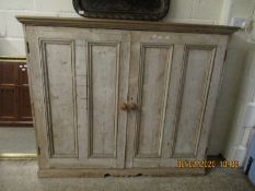 VICTORIAN PINE DOUBLE DOOR CUPBOARD WITH TWO PANELS TO EACH DOOR WITH TURNED KNOB HANDLES