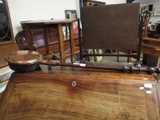 19TH CENTURY COPPER WARMING PAN WITH TURNED HANDLE