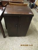 OAK CASED SINGER SEWING MACHINE CABINET