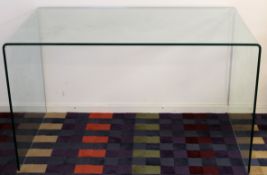 Late 20th century large desk formed from one piece of glass, 74cm high x 126cm wide