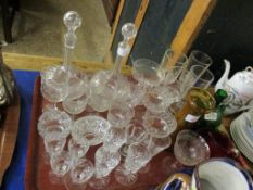 TRAY CONTAINING MIXED ETCHED WINE GLASSES, DECANTERS ETC