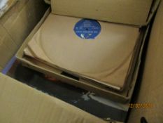 BOX CONTAINING MIXED VINYL RECORDS