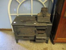 VICTORIAN CAST IRON NEW CHARMER WOOD BURNING OVEN