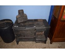 VICTORIAN CAST IRON NEW CHARMER WOOD BURNING OVEN