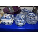VARIOUS WILLOW PATTERN AND OTHER BLUE AND WHITE ENGLISH CHINA WARES INCLUDING SOUP TUREENS, GRAVY