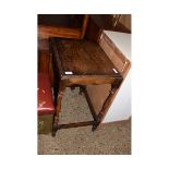 EARLY 20TH CENTURY OAK SIDE TABLE