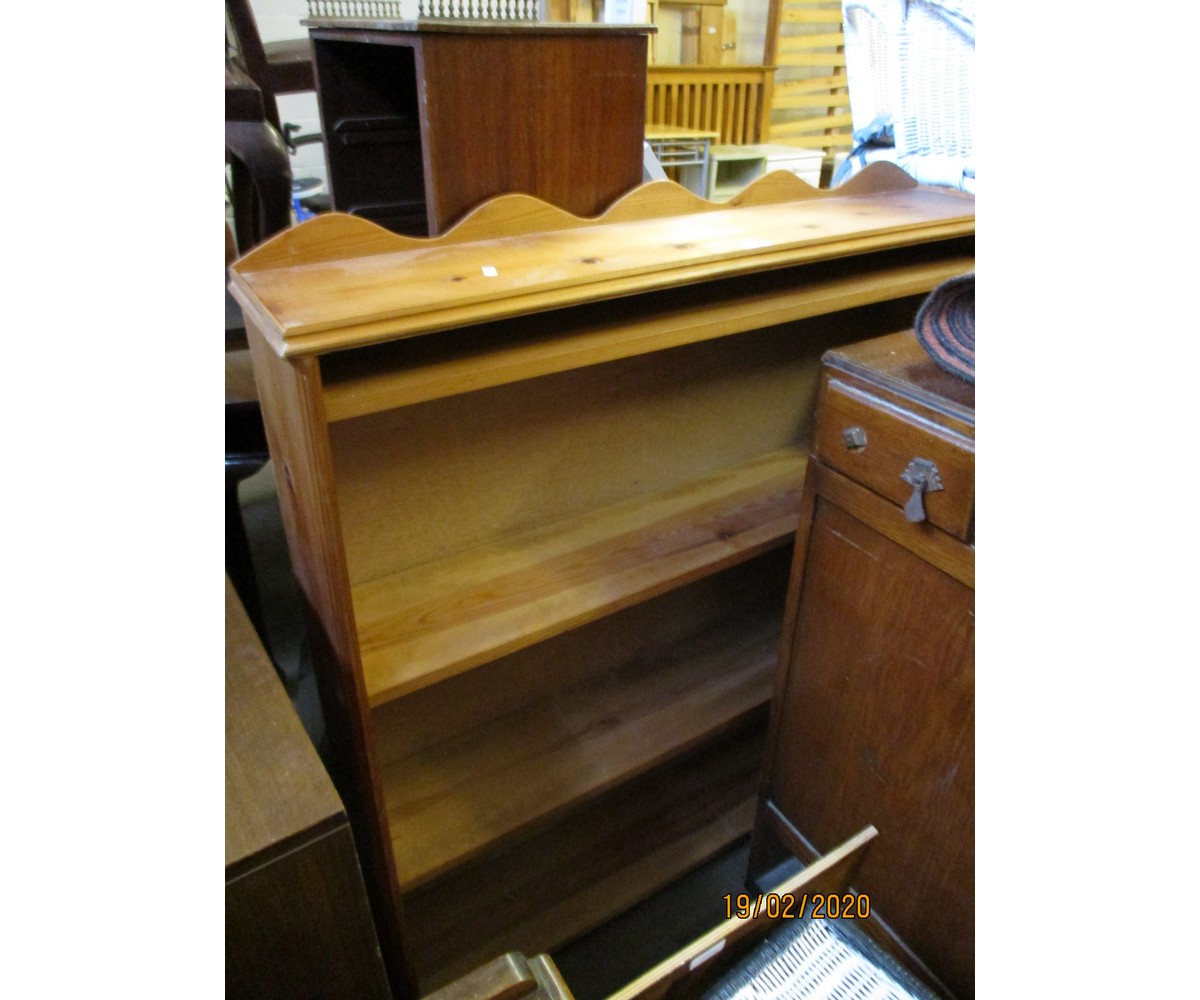 MODERN PINE BOOKCASE